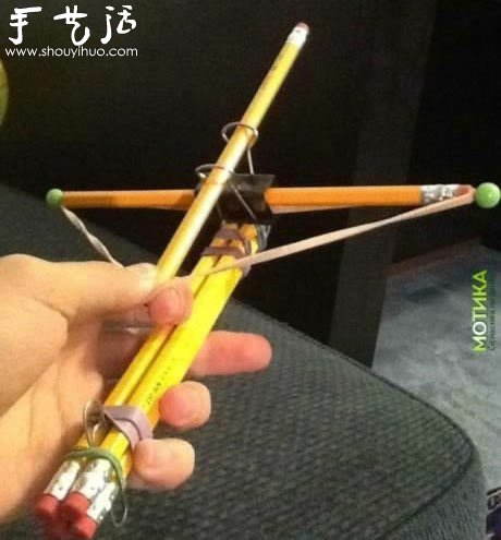 鉛筆和夾子手工DIY的玩具弩 -  rpnrmr.com