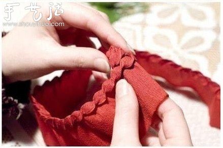 皺紋紙DIY松果掛飾的制作方法 -  rpnrmr.com