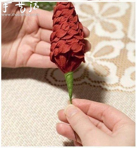 皺紋紙DIY松果掛飾的制作方法 -  rpnrmr.com