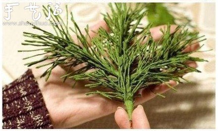 皺紋紙DIY松果掛飾的制作方法 -  rpnrmr.com