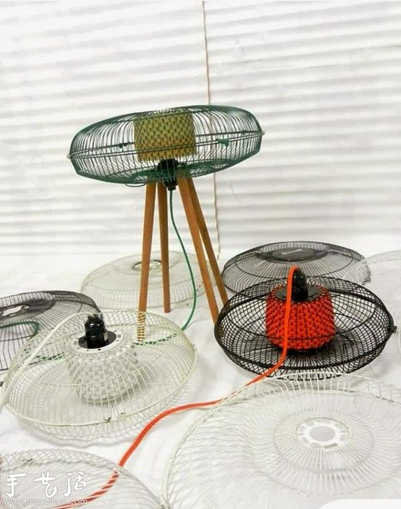 舊風(fēng)扇手工制作燈具 既環(huán)保又能增加收入 -  rpnrmr.com