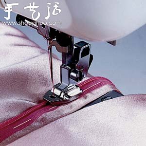 縫紉機(jī)壓腳更換隱形拉鏈的方法 -  rpnrmr.com