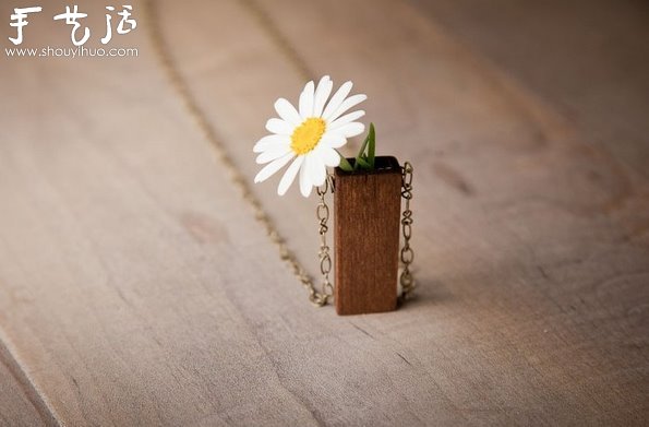 選用實(shí)心胡桃木雕刻制作的戒指 -  rpnrmr.com