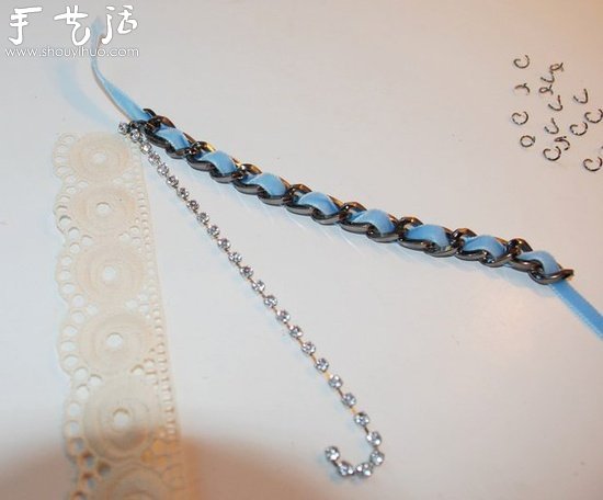 DIY制作絲帶花邊項(xiàng)鏈的教程 -  rpnrmr.com