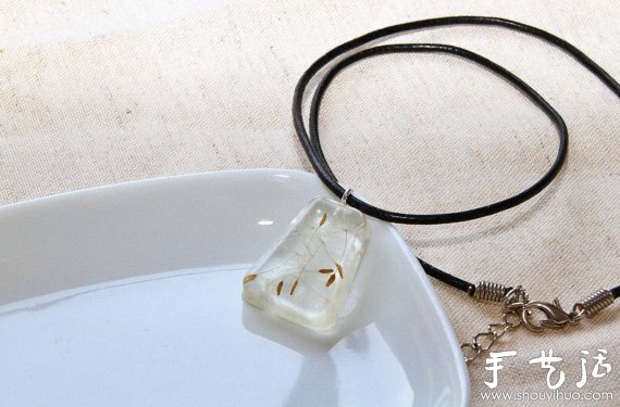 樹(shù)脂樹(shù)葉DIY的吊墜 將對(duì)自然的思念留在身邊 -  rpnrmr.com