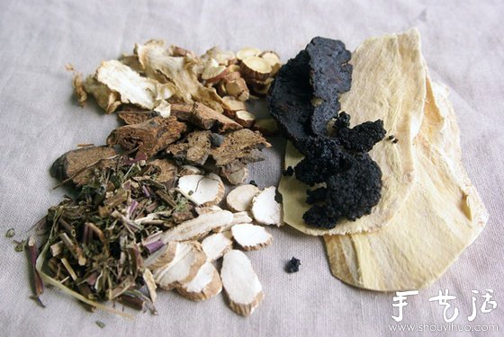 自制驅(qū)蚊藥膏 驅(qū)蚊紫草膏的制作方法 -  rpnrmr.com