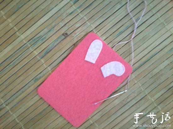 不織布制作兔子圖案卡套的教程 -  rpnrmr.com