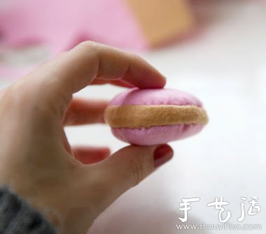 羊毛氈制作馬卡龍布藝飾品的教程 -  rpnrmr.com
