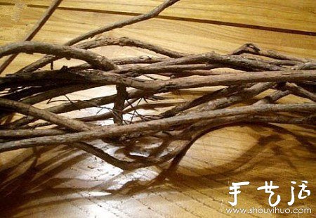 充滿自然氣息的細(xì)藤臺燈手工制作 -  rpnrmr.com