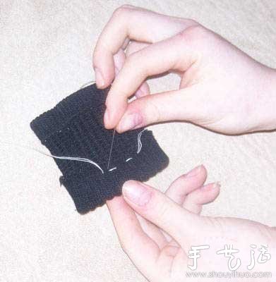 舊物改造：將舊襪子DIY成時尚護腕 -  rpnrmr.com