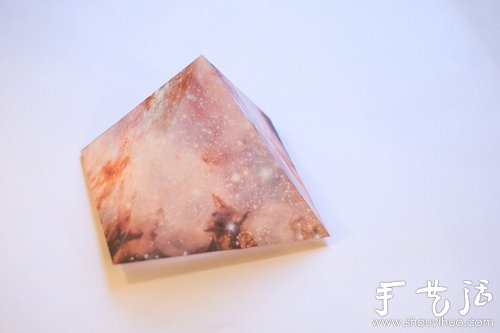 DIY手工制作夢幻金字塔燈具 -  rpnrmr.com
