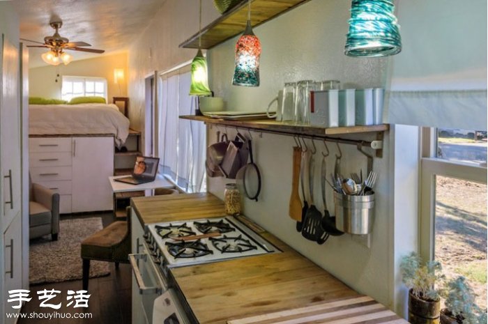 看美國建筑師在平板拖車上筑起的溫馨小屋 -  rpnrmr.com