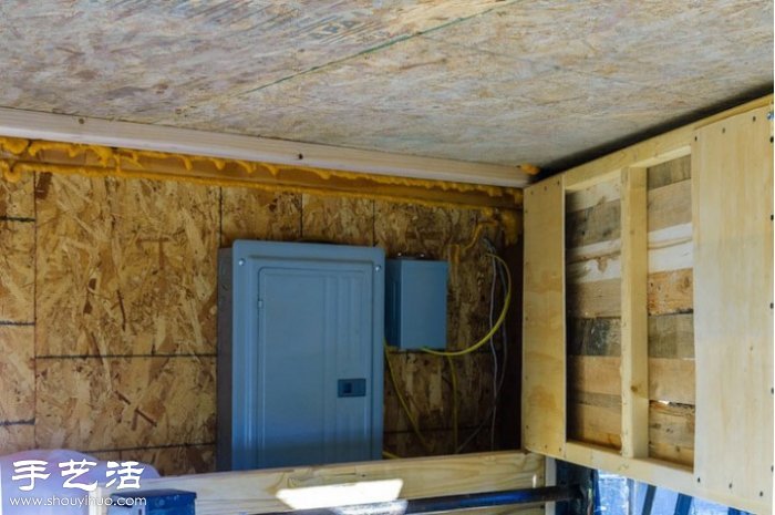 看美國建筑師在平板拖車上筑起的溫馨小屋 -  rpnrmr.com