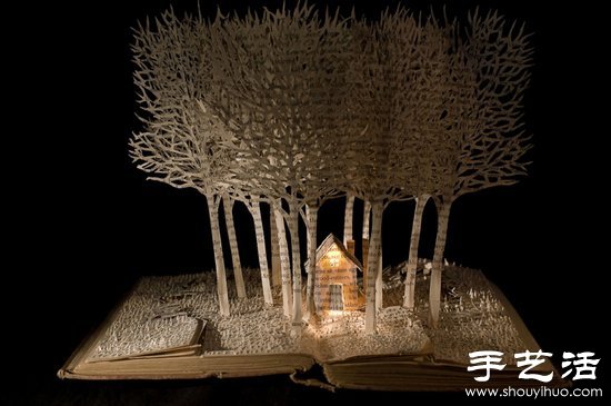 廢舊書本DIY創(chuàng)作驚人紙模作品 -  rpnrmr.com