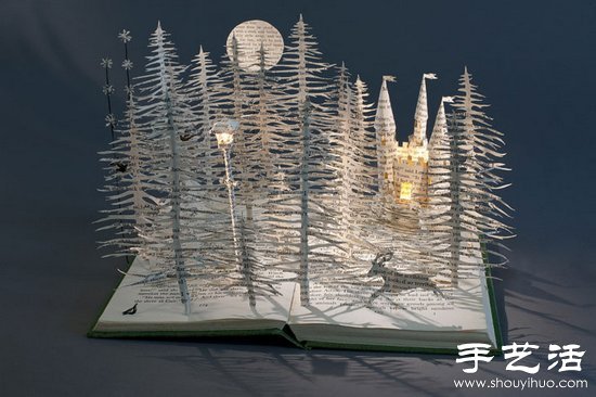 廢舊書本DIY創(chuàng)作驚人紙模作品 -  rpnrmr.com