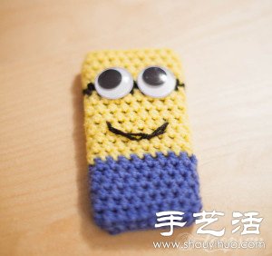 毛線+鉤針 手工制作小黃人手機套 -  rpnrmr.com