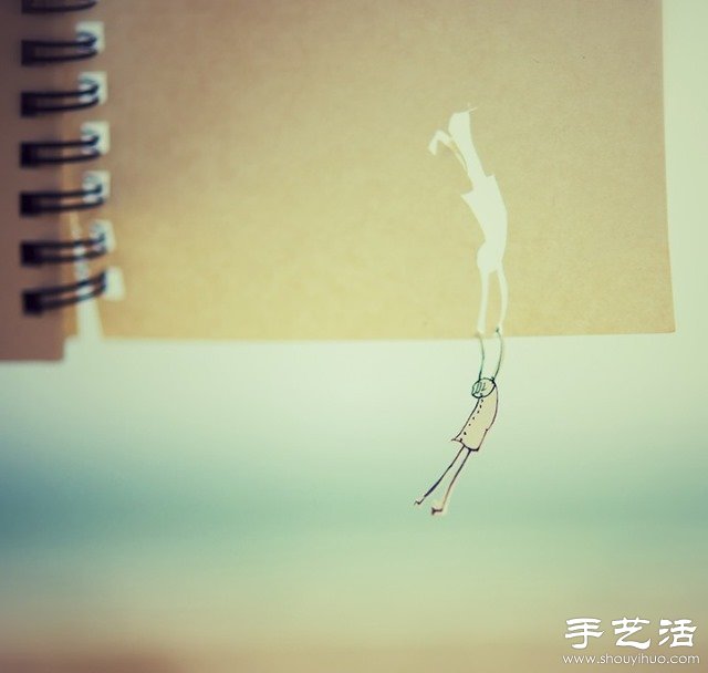 DIY剪紙小人創(chuàng)意攝影 追尋逝去的自由與快樂 -  rpnrmr.com