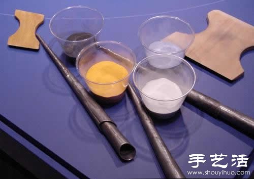 “繁華，不過(guò)是一掬細(xì)沙” 沙子繪制的佛學(xué)圖案  -  rpnrmr.com