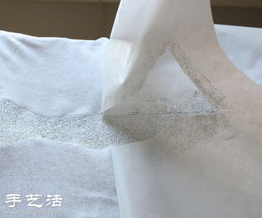 DIY學(xué)生情調(diào)白色情侶T恤 -  rpnrmr.com