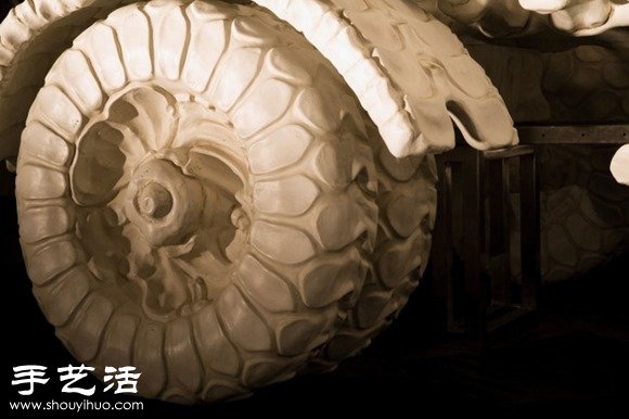 印度藝術(shù)家DIY的史前怪獸汽車模型 -  rpnrmr.com