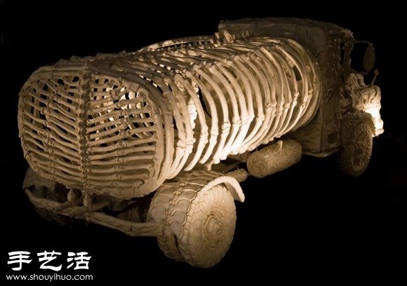 印度藝術(shù)家DIY的史前怪獸汽車模型 -  rpnrmr.com