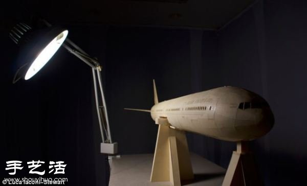 硬紙板DIY制作超精細(xì)波音777飛機(jī)模型 -  rpnrmr.com