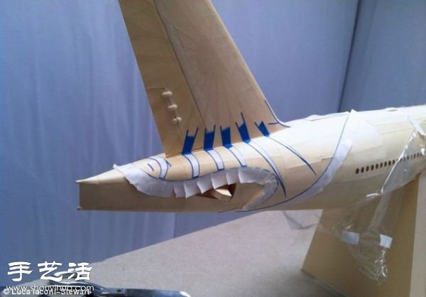 硬紙板DIY制作超精細(xì)波音777飛機(jī)模型 -  rpnrmr.com