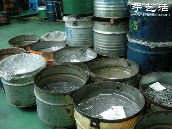 新奇特:對(duì)你微笑的螺絲釘Screw:) -  rpnrmr.com