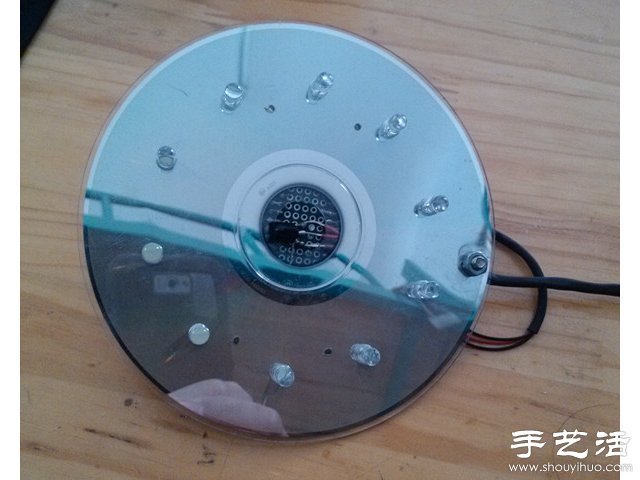 帶有遙控器的光盤鼠標(biāo)臺燈 -  rpnrmr.com