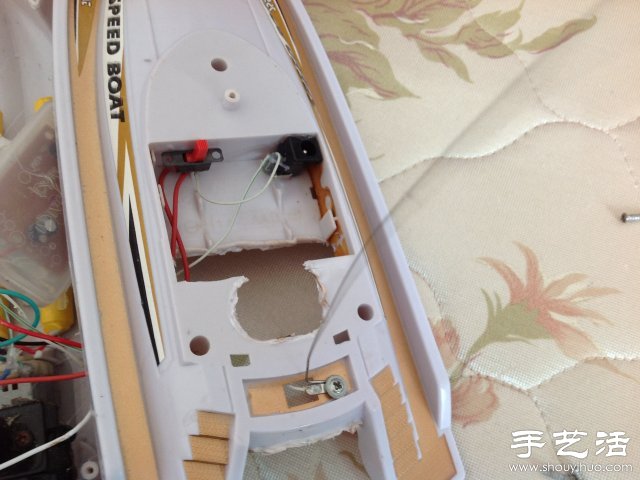 教你如何自制一艘遙控快艇  -  rpnrmr.com