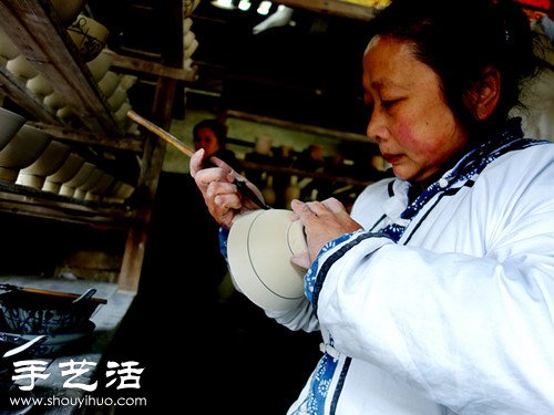 景德鎮(zhèn)，一只青花瓷碗的古法制作過程 -  rpnrmr.com