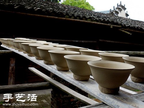 景德鎮(zhèn)，一只青花瓷碗的古法制作過程 -  rpnrmr.com