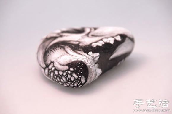 動(dòng)物骨頭、石頭上DIY的奇幻手繪 -  rpnrmr.com