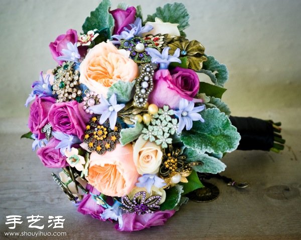 胸針手捧花手工制作教程 -  rpnrmr.com
