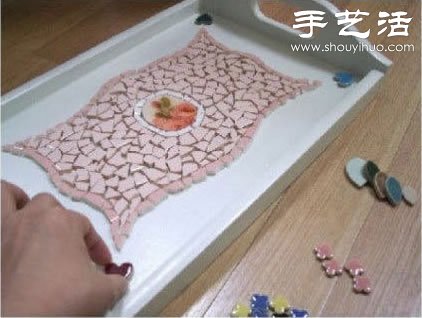 瓷磚碎片廢物利用改造舊托盤 -  rpnrmr.com