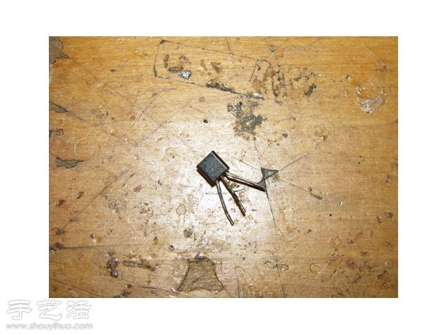 教你如何自制移動電源圖解教程 -  rpnrmr.com