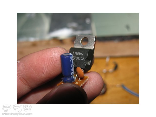 教你如何自制移動電源圖解教程 -  rpnrmr.com
