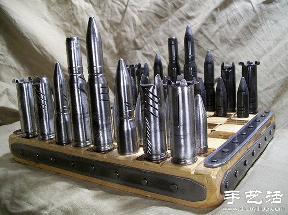 金屬之美：子彈彈殼手工制作國際象棋 -  rpnrmr.com