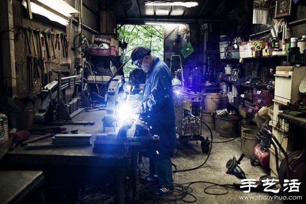 餐館老板用40年手工搭建兒童游樂園 -  rpnrmr.com
