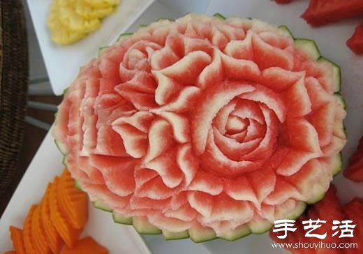 精美絕倫的的牡丹花西瓜雕刻 -  rpnrmr.com