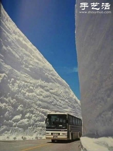 超震撼：俄羅斯20米深的雪路 -  rpnrmr.com