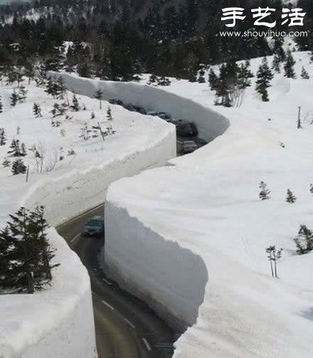 超震撼：俄羅斯20米深的雪路 -  rpnrmr.com