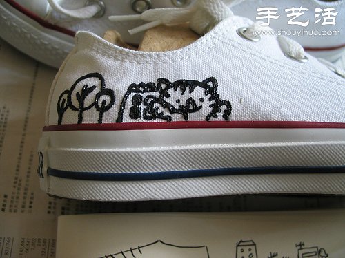 白色帆布鞋手工改造教程 -  rpnrmr.com