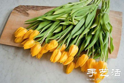 家庭插花小竅門 用膠帶幫你定位DIY -  rpnrmr.com