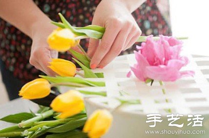 家庭插花小竅門 用膠帶幫你定位DIY -  rpnrmr.com