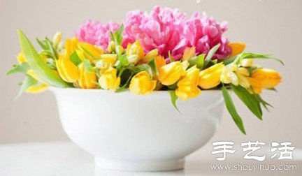 家庭插花小竅門 用膠帶幫你定位DIY -  rpnrmr.com