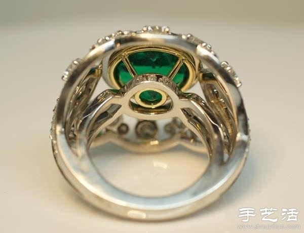 綠寶石戒指的手工制作過程 -  rpnrmr.com