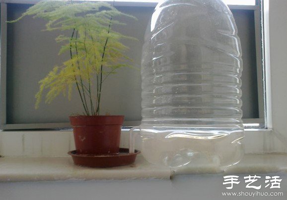 大桶礦泉水瓶廢物利用制作自動(dòng)澆水器 -  rpnrmr.com