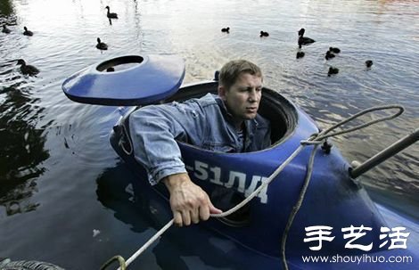 俄羅斯大叔DIY的迷你潛水艇 -  rpnrmr.com