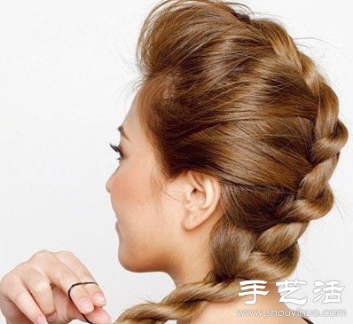 簡單時尚的編發(fā)DIY教程 -  rpnrmr.com